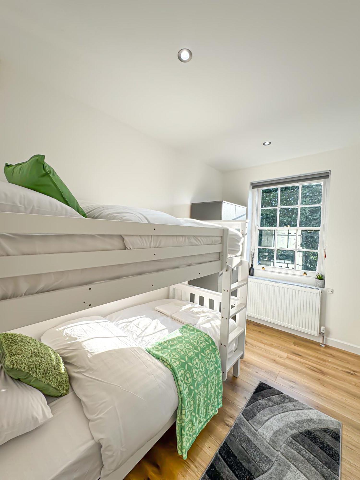 Luxury Flat For 6 - 5 Min Walk From Camden Market Hw4 ลอนดอน ภายนอก รูปภาพ
